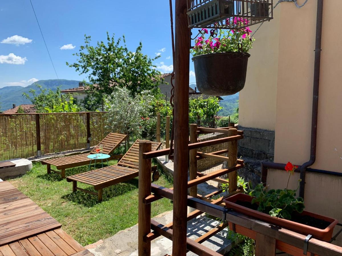 Villa Casa Emma Fiattone In Garfagnana Exterior foto